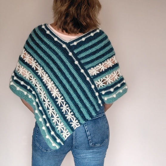 Eria - Poncho
4