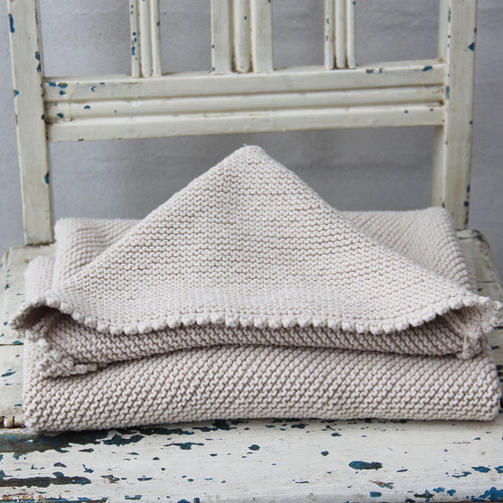 Teddy en babydekentje
2