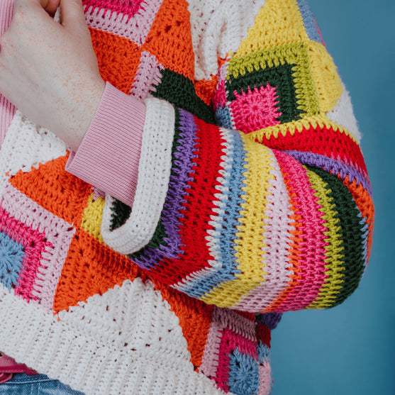 No Shades of Grey - Vest - Haakpatroon
3