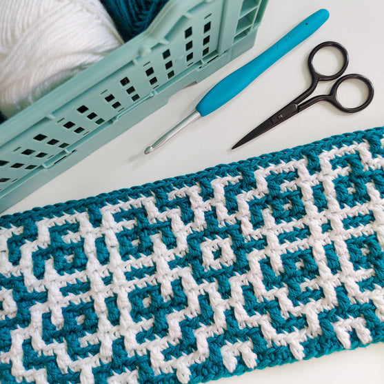 Tangled Tides - Wandhanger
4