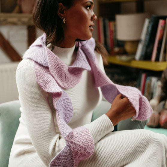 Undulate - Ribbelsteek Waaier Sjaal
1