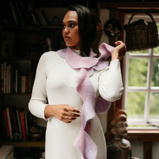 Undulate - Ribbelsteek Waaier Sjaal
6