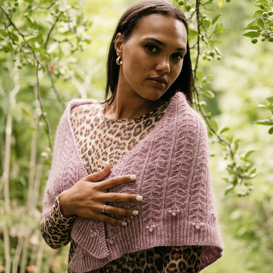 Muse Shawl - Driehoekige Omslagdoek met Textuur
1