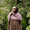 Muse Shawl - Driehoekige Omslagdoek met Textuur
6