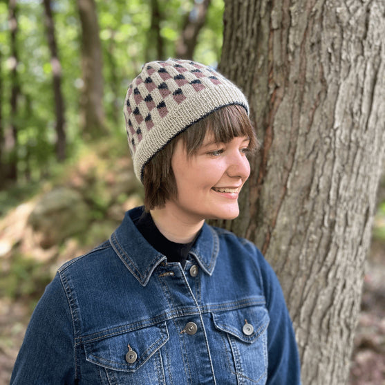 Tipsy - Beanie
5