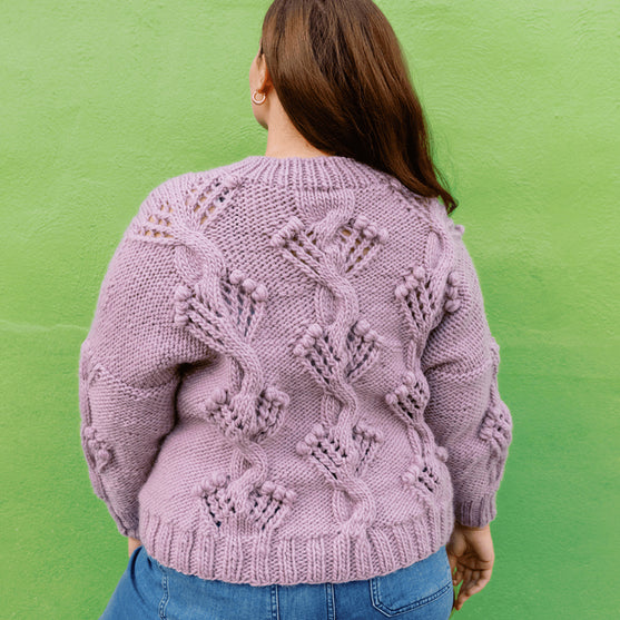 Apotheosis - Trui met Kabels en Bolletjes
4