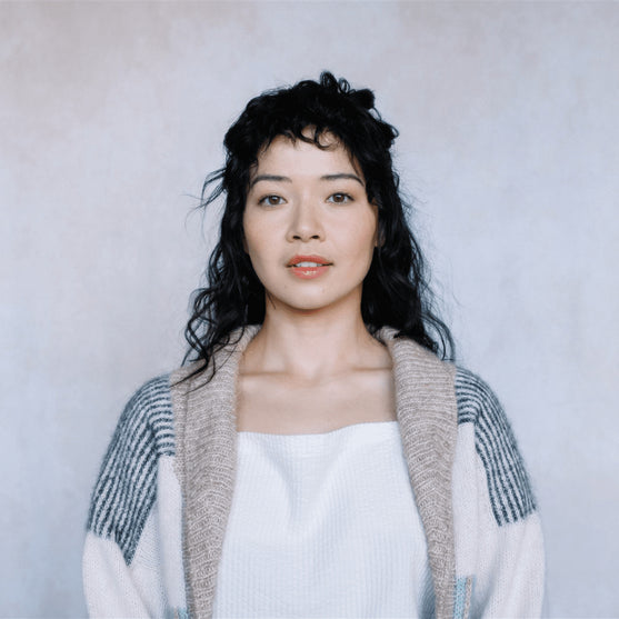 Amulet - Open Vest
5