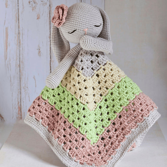 Retro Bunny Love - Rammelaar en Knuffeldoekje
3