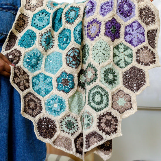 Aura - Plaid - #FrostandBloomCAL
6