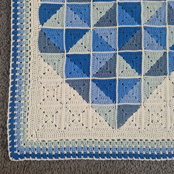 Love for Squares - Plaid
5