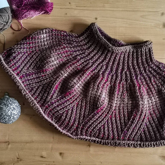 Outlandish - Poncho
5