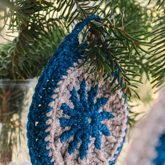 Shiny Bauble - Kerstboomversiering
11