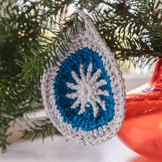Shiny Bauble - Kerstboomversiering
9