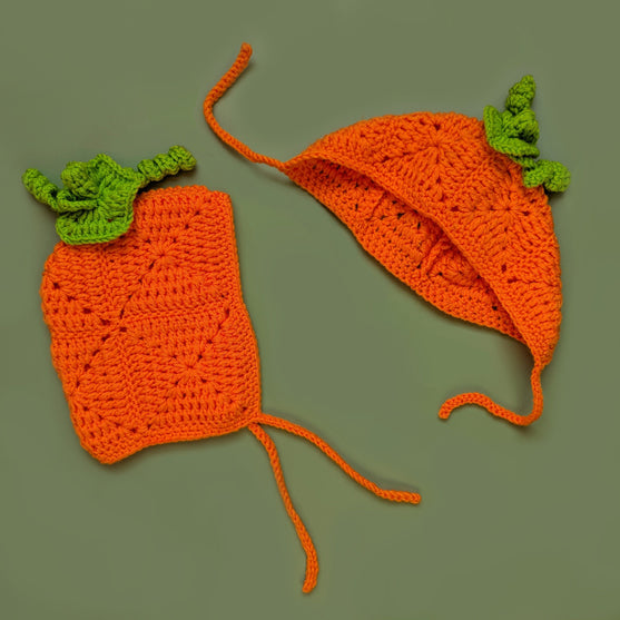 Baby Boo Bonnets - Drie Halloween mutsjes
2