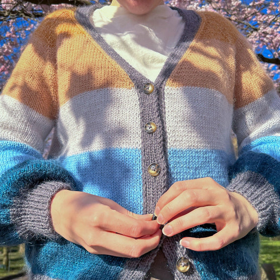 Brede Striber - Kort vest
7