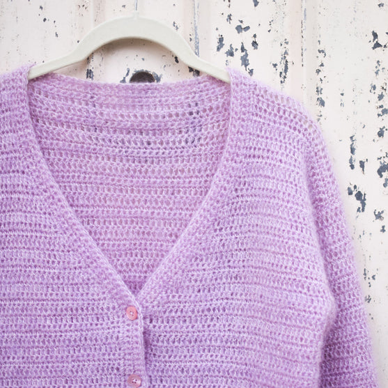 Essence - Vest met V-hals
3