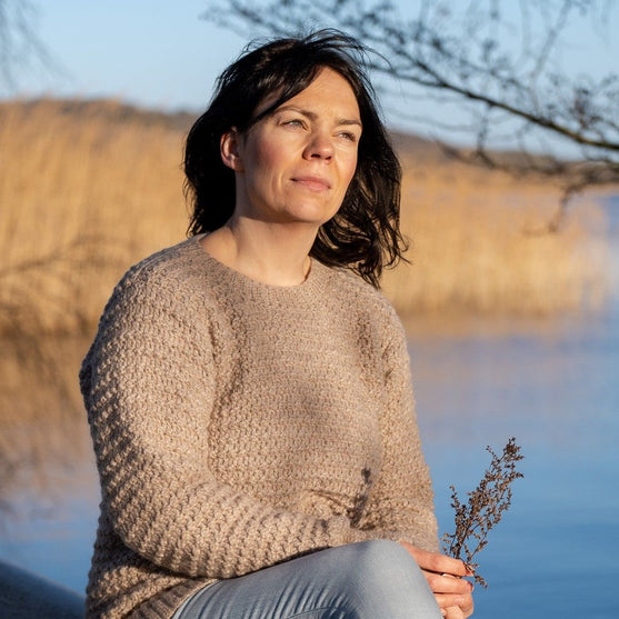 Rosebuds All Over - Trui
2