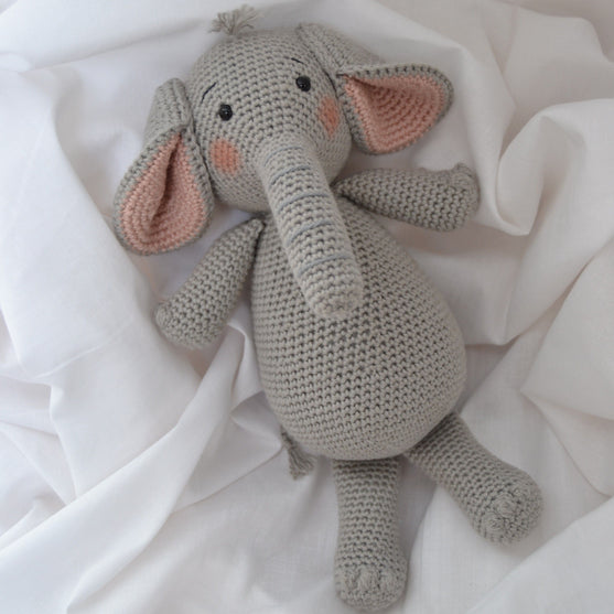 Olifant Elliot
3