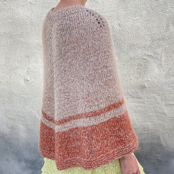 Katharine - Poncho
5