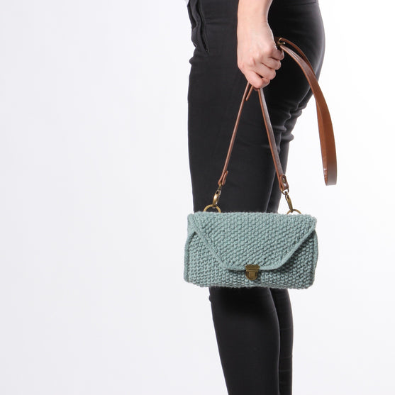 Bellis Tas
2