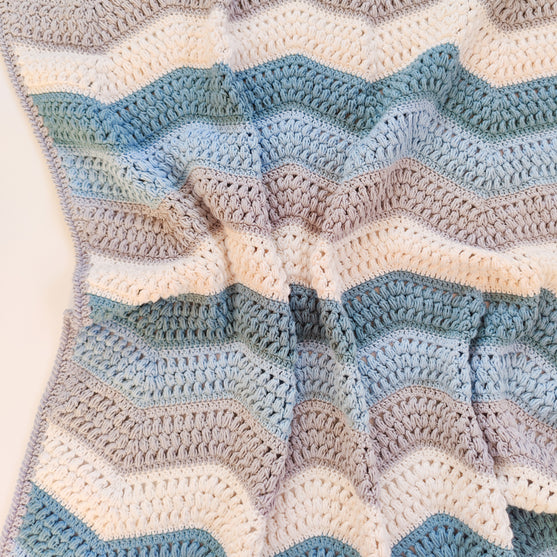 Calming Puff Wave - Blanket
3