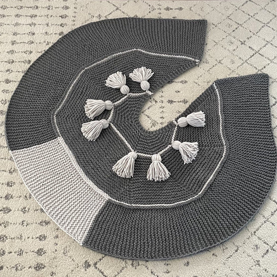 Festive Tassels - Kerstboomkleed
1