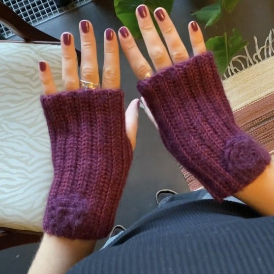 Frozen Rose - Polswarmers
3