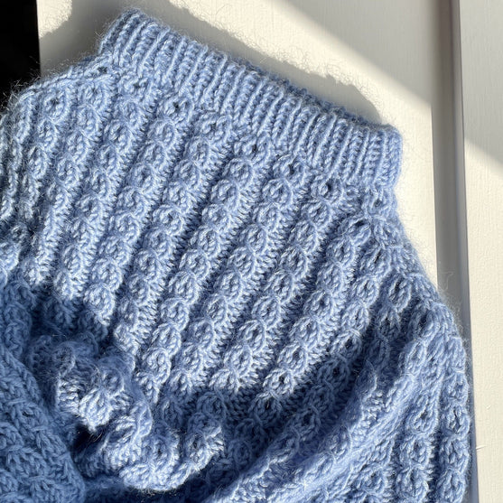 Easy Twist Sweater - Trui
3