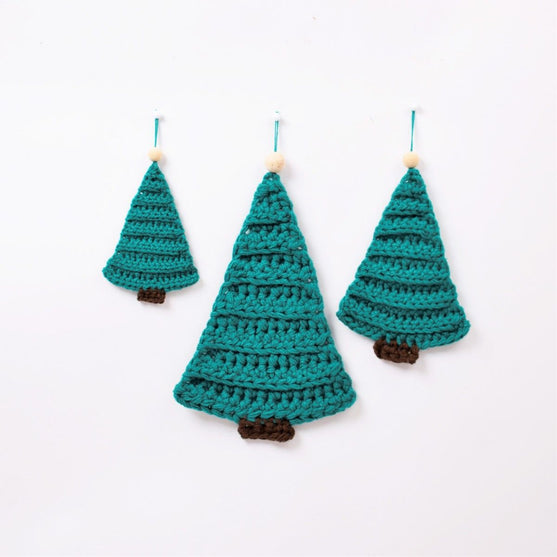 Kerstboom met kraal in top
1