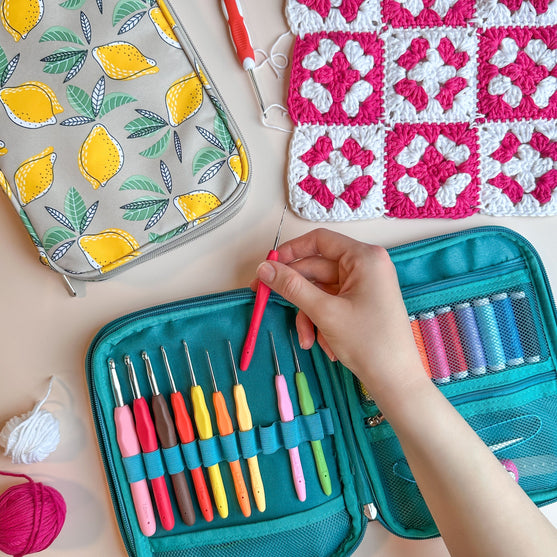 Opbergetui met print - Hobbii
7