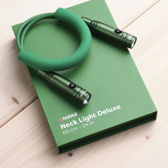 Neklamp Deluxe - Groen - Hobbii
2