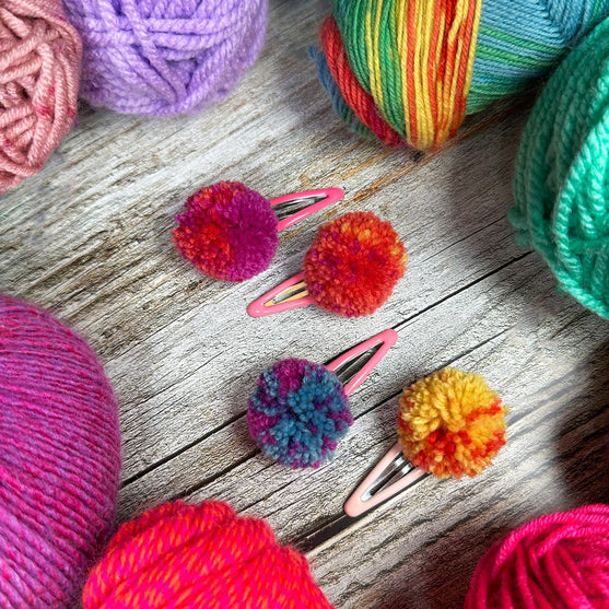 Hoop Pompon Maker - Hobbii
6