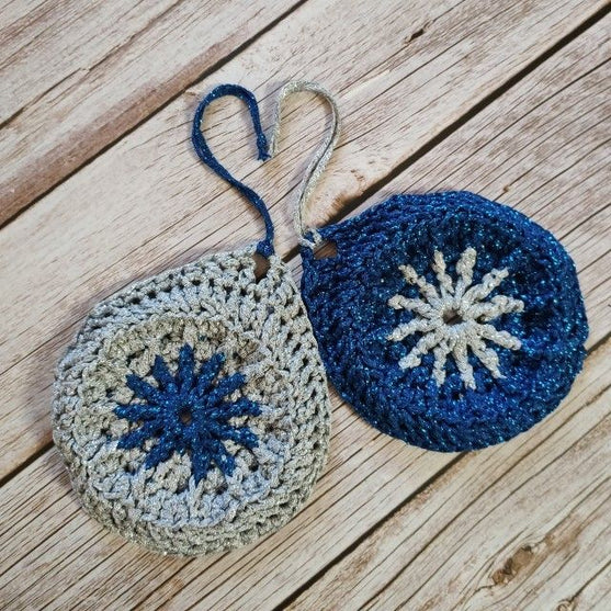 Shiny Bauble - Kerstboomversiering
7