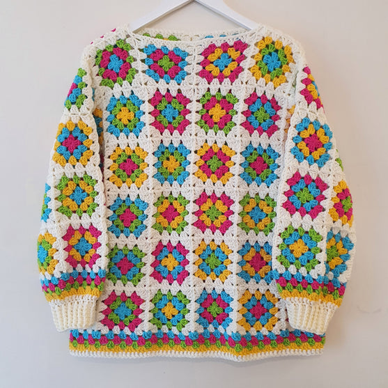 

Flower Garden - Trui
6