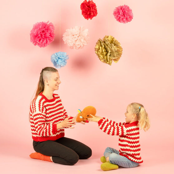 

Candy Cane Stripes - Kindertrui
4