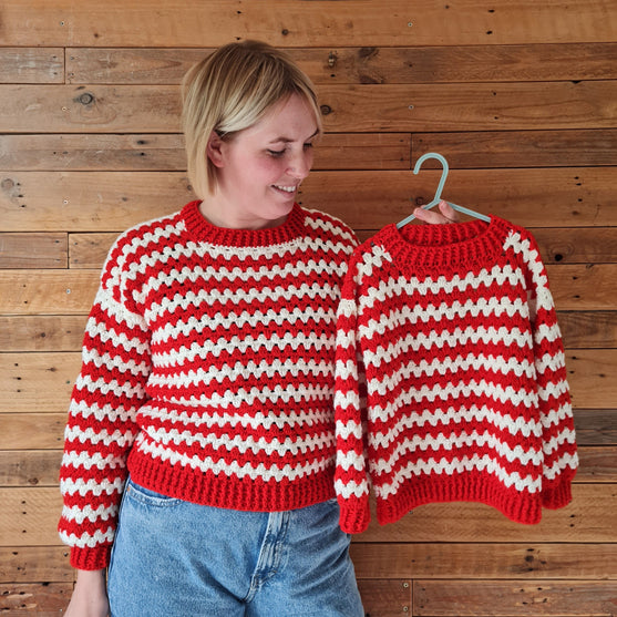 

Candy Cane Stripes - Trui
6