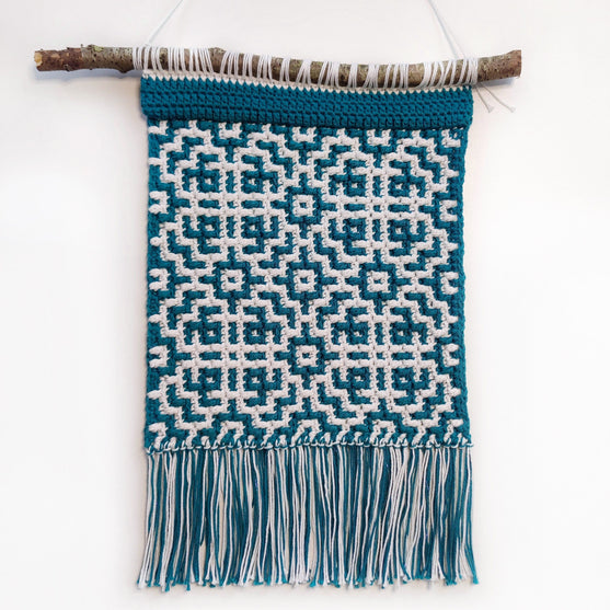 

Tangled Tides - Wandhanger
2