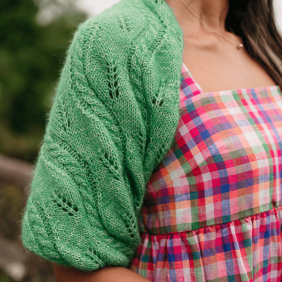 

Hiedra Shawl - Omslagdoek met Blad Motief
3