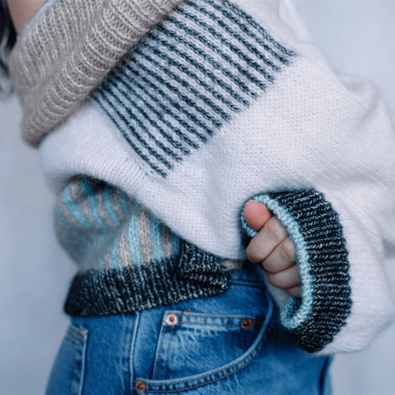 

Amulet - Open Vest
2