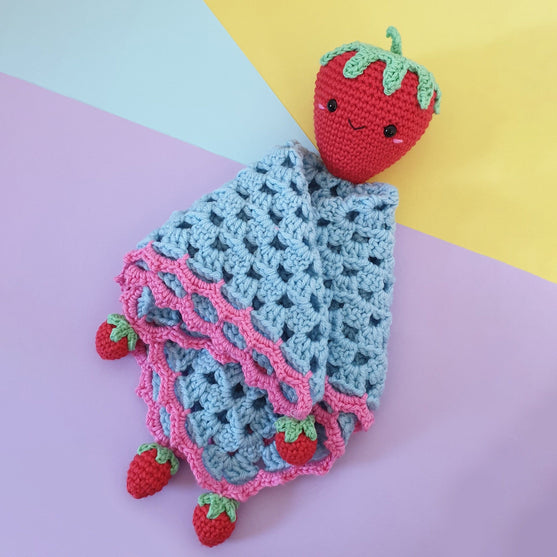 

Kawaii Aardbei - Knuffeldoekje
1