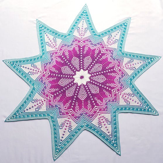 

Peacock Delight - Plaid
2