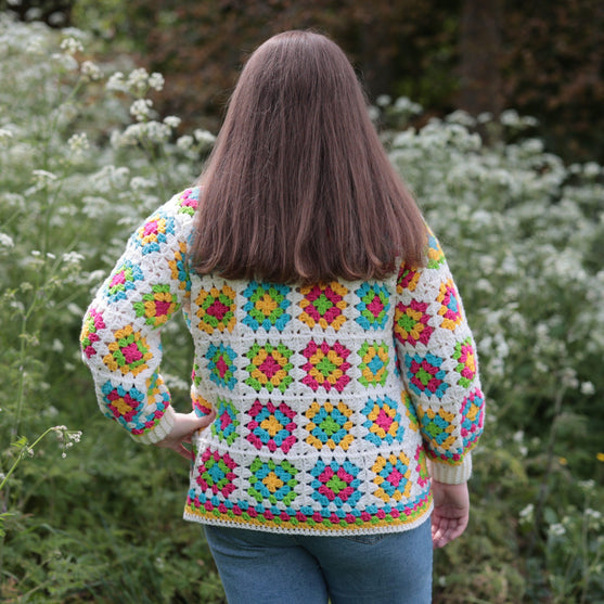

Flower Garden - Trui
5