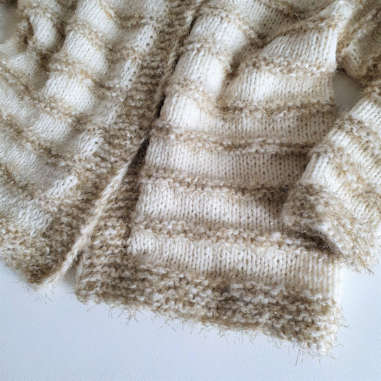 

Fluffy Stripes - Vest
4