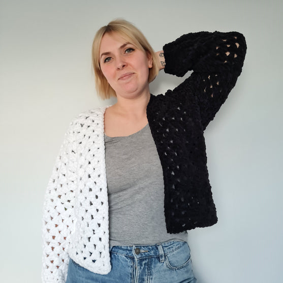 

Hexi Honey Bunny - Vest
2