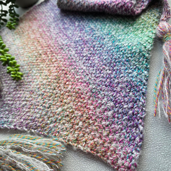 

Magic Moss Stitch - Scarf
3