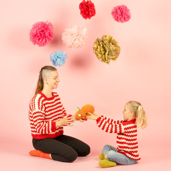 

Candy Cane Stripes - Kindertrui
5
