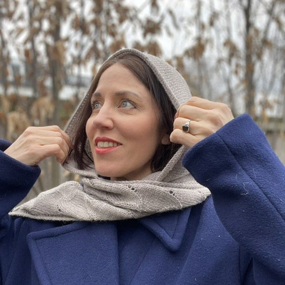 

Windswept - Sjaal met muts
4