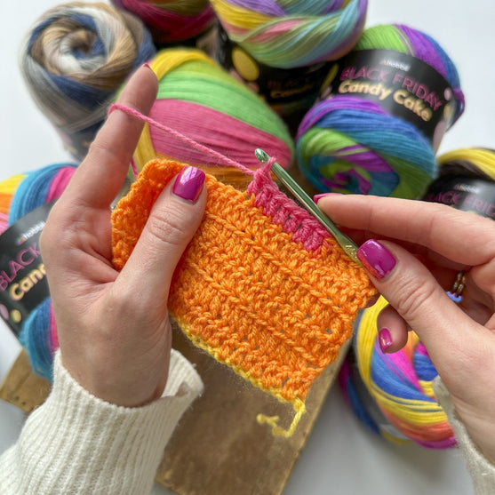 

Black Friday Candy Cake (Limited Edition) - Hobbii
7