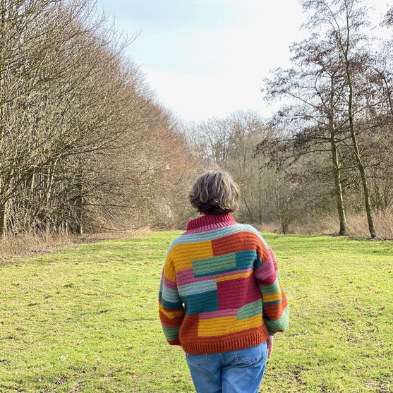 

Colour Block - Sweater
6