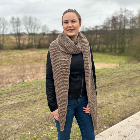 

Simple Big Scarf - Sjaal
1